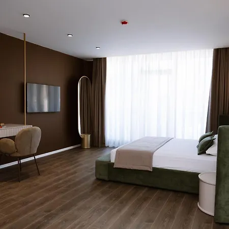 100 Boutique Hotel